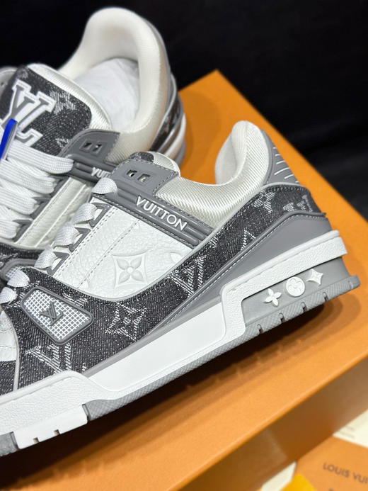 夏季特惠💰600 LV公司级 路易威登 trainer 走秀新款经典走秀新款 商品图8
