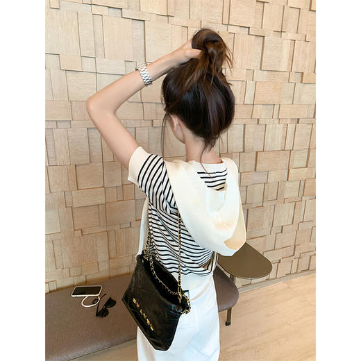 <曾小咸推荐>3.27现货秒杀 ！微信超特价！撞色条纹带披肩短袖 日常149.99 立减80 秒杀69.99！！ 商品图4