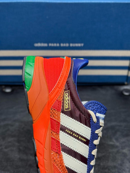 夏季特惠💰320 BAD BUNNY x AD Originals ADIZERO 
SL 72 联名柔软舒适防滑耐磨低帮生活休闲鞋 商品图6