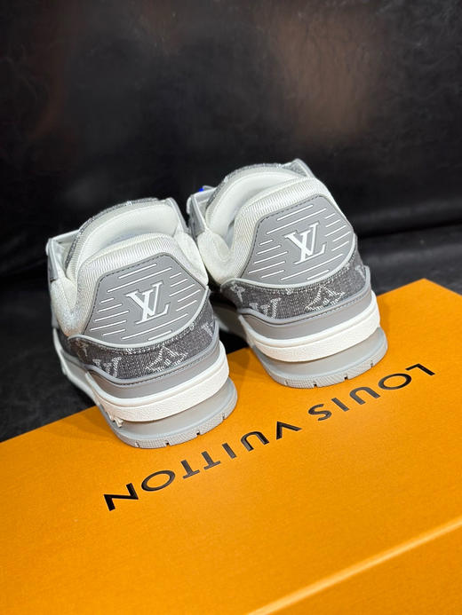夏季特惠💰600 LV公司级 路易威登 trainer 走秀新款经典走秀新款 商品图2