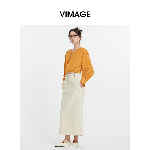 VIMAGE纬漫纪舒适宽松收腰V领小众设计短款衬衫上衣秋季新款V2213809 商品图1