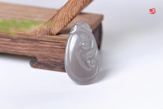 和田烟紫玉【如意】吊坠 配精美挂绳 商品图4