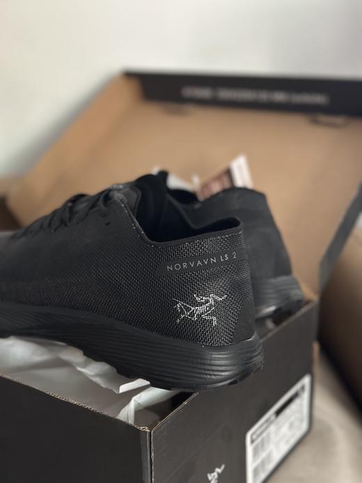 点此购买 始祖鸟夏季男士轻量化舒适透气户外徒步鞋空调鞋 98 316981 商品图5