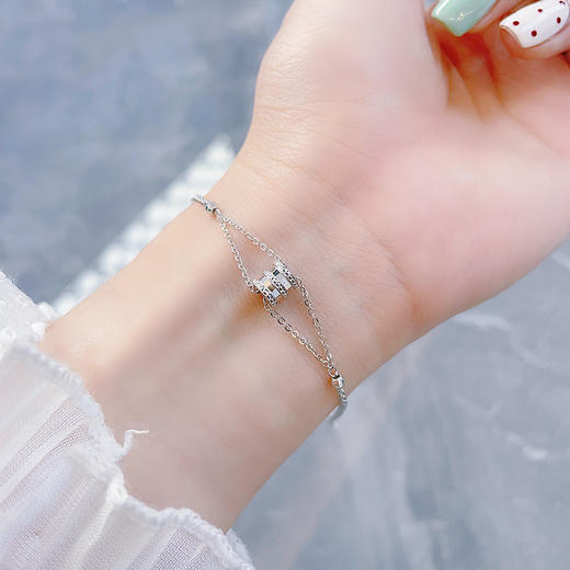 【限时8.8折】【线上铂金馆】PT950 #清新 【国际铂金协会】铂金空心小蛮腰调节手链(ACPTSL00003)预售产品下单后不退款不退货不换货不补差价) 商品图1