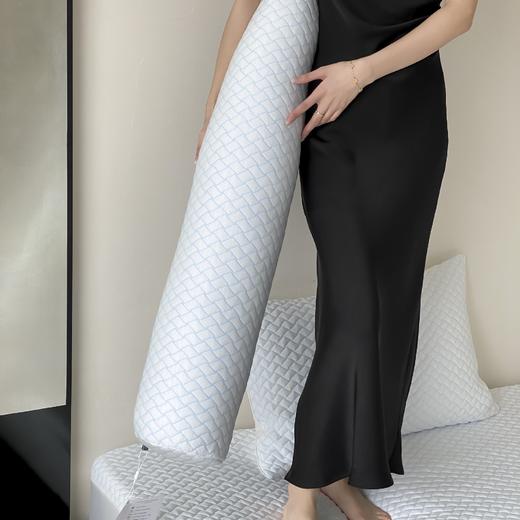 凉感北极熊抱枕冰感夹腿抱枕午睡枕腰枕玩偶抱枕冰冰枕头床头靠枕 商品图5