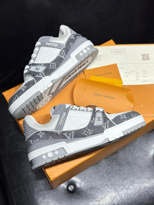 夏季特惠💰600 LV公司级 路易威登 trainer 走秀新款经典走秀新款 商品图1