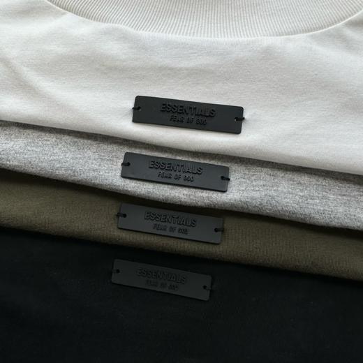 点此购买 FOG夏季男女款第九季主线字母印花重磅高街纯棉短袖T恤 md 317039 商品图9