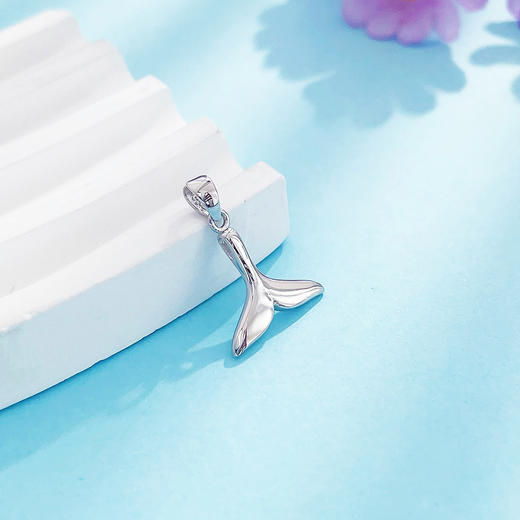 【限时8.8折】【线上铂金馆】PT950 【国际铂金协会】铂金实心余生有你美人鱼尾吊坠(ACPTDZ00035)预售产品下单后不退款不退货不换货不补差价) 商品图1