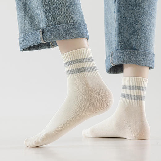 【女士双线运动袜】女双线运动中筒袜纯色双杠女生袜子运动休闲透气袜 商品图2