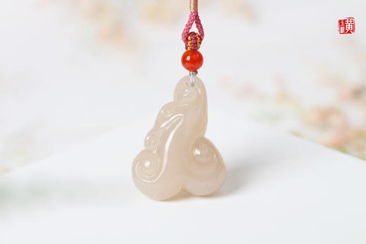 和田藕粉玉【如意】吊坠 配精美挂绳 商品图0