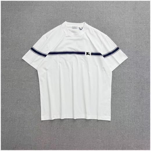 现货 巴宝莉BUR胸口战马刺绣条纹圆领短袖T 半环身印花 商品图5