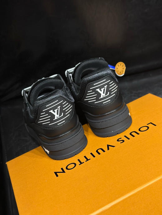 夏季特惠💰600 LV公司级 路易威登 trainer 走秀新款经典走秀新款 商品图2