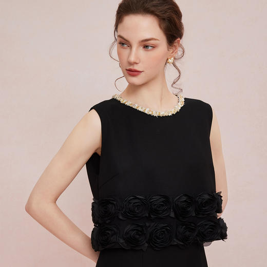 QF869斯尔丽2025夏季新款礼服箱型设计立体盘花中长款气质高雅连衣裙 商品图2