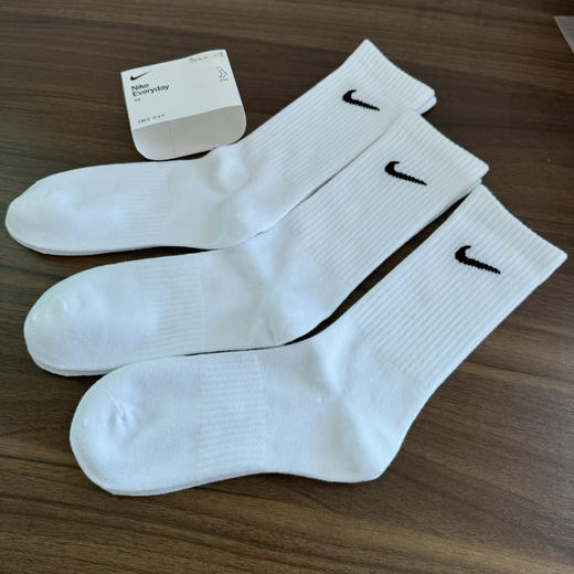 新款正品纯棉耐克四季薄款长款运动袜，手工缝头。越南产
尺码S M L
特价💰79两卡六双包邮 商品图4