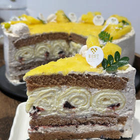 凤梨乌梅可丽卷切块（约10:00做好）