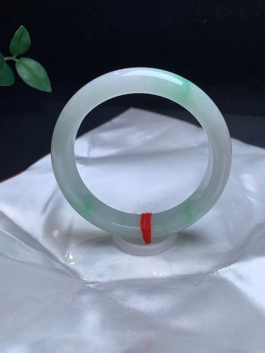 612788，56.5飘绿手镯，整条清新干净，飘清新绿，秀气清爽 商品图2