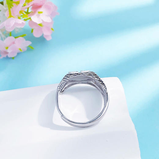 【限时8.8折】【线上铂金馆】【男戒】PT950 铂金空心方形活口戒指尊贵大方商务方块四男戒(ACPTNJ00008)预售产品下单后不退款不退货不换货不补差价) 商品图2