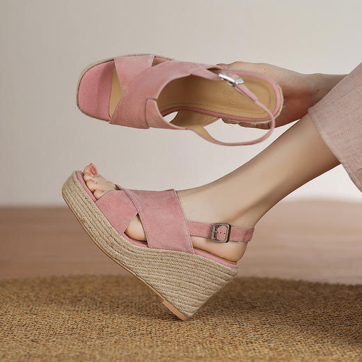 【预售5天】度假风草编防水台9cm坡跟高跟鞋法式交叉带鱼嘴罗马凉鞋女夏NWS1&N9779 商品图4