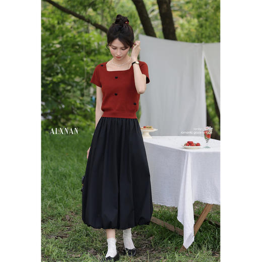 鹿向南「爱浮心扬」红色针织衫女夏短袖T恤法式甜美显瘦短款上衣 商品图1