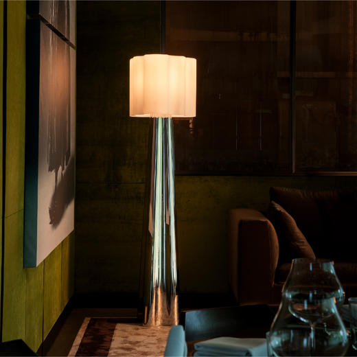 摩根X孟也大师联名款极光系列面光落地灯 商品图3