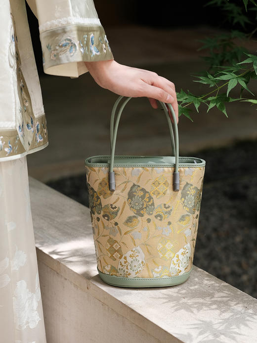 盛唐婧 |相宜手提包[特价品] 商品图1