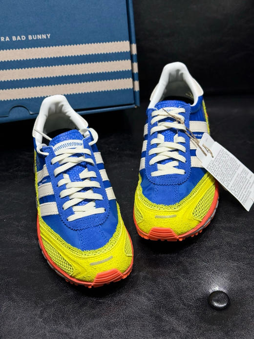 夏季特惠💰320 BAD BUNNY x AD Originals ADIZERO 
SL 72 联名柔软舒适防滑耐磨低帮生活休闲鞋 商品图2