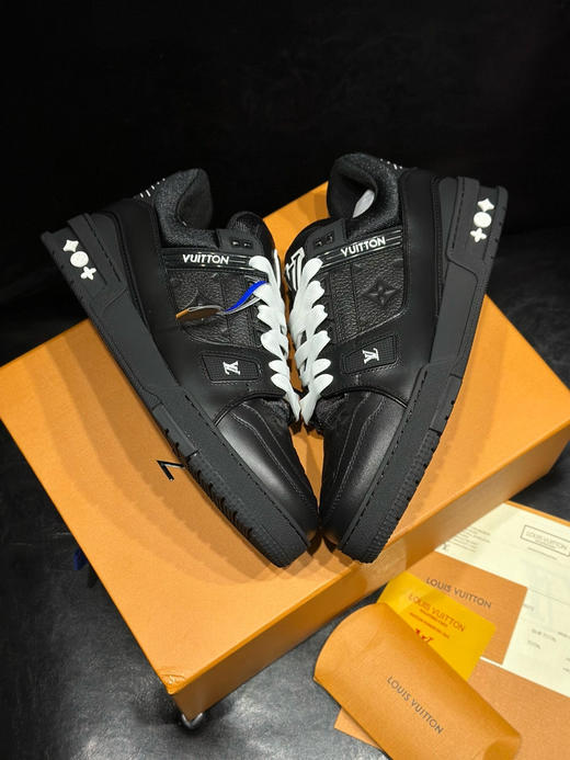 夏季特惠💰600 LV公司级 路易威登 trainer 走秀新款经典走秀新款 商品图3