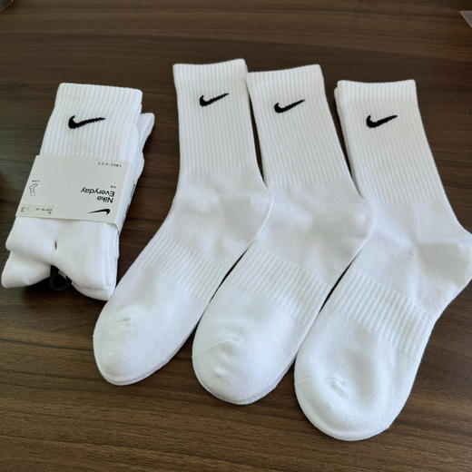 新款正品纯棉耐克四季薄款长款运动袜，手工缝头。越南产
尺码S M L
特价💰79两卡六双包邮 商品图9