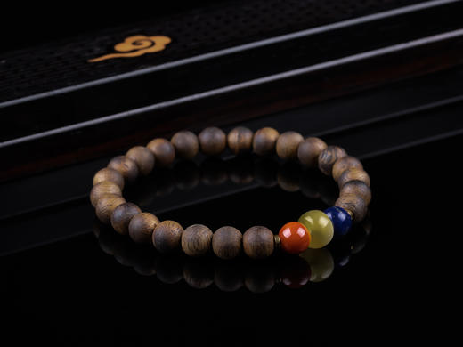 XY0312沉香+南红蜜蜡青金石手串 商品图3
