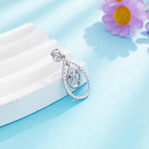 【限时8.8折】【线上铂金馆】PT950 【国际铂金协会】铂金镂空优雅幸运双层灵动水滴吊坠(ACPTDZ00041)预售产品下单后不退款不退货不换货不补差价) 商品图3
