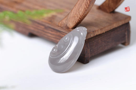 和田烟紫玉【如意】吊坠 配精美挂绳 商品图1