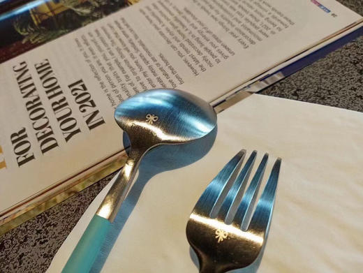 外贸原单蒂芙尼Tiffany进口不锈钢5件套高档餐具刀叉西餐礼盒蒂芙尼的设计，已经把爱表现的极致!! 商品图2