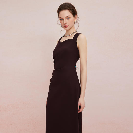 QF847斯尔丽2025夏季新款收褶显瘦藏肚子侧边开叉背心式连衣裙 商品图2