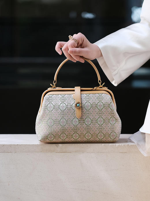 盛唐婧 |千寻手提包[特价品] 商品图1