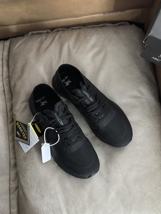 点此购买 始祖鸟夏季男士轻量化舒适透气户外徒步鞋空调鞋 98 316981 商品图3