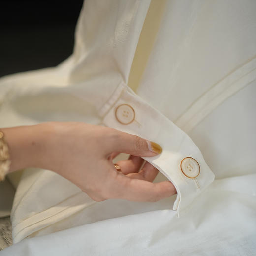 【不退不换】良木礼夏季休闲小衫（6582） 商品图4