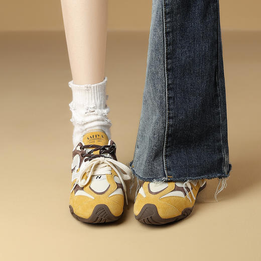 品质好货|双色细带百搭内增高时尚休闲德训鞋SFD1112847 商品图4