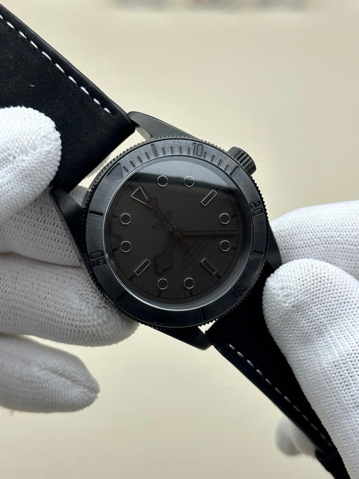 『NOOB official 』新品: 帝陀碧湾黑武士背透腕表 暗夜之眼，窥见机械之美，深邃如夜，锋芒毕露，尺寸41毫米 搭配纯手工澳洲小牛皮➕手工车线➕磨砂质感，做工精良 各方面都无可挑剔❕❕❕ 商品图1