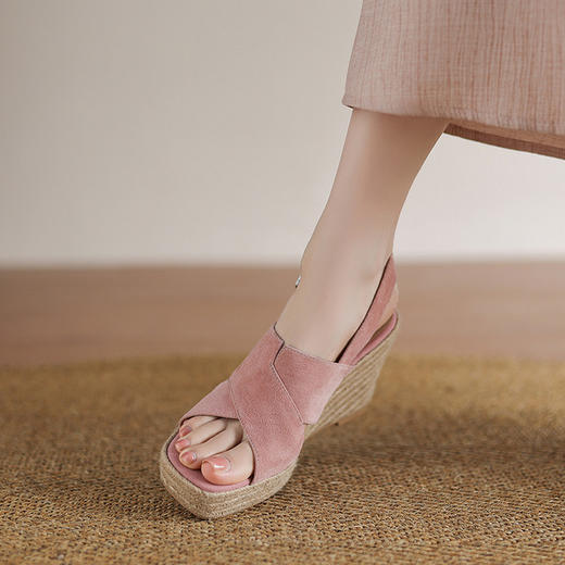 【预售5天】度假风草编防水台9cm坡跟高跟鞋法式交叉带鱼嘴罗马凉鞋女夏NWS1&N9779 商品图2