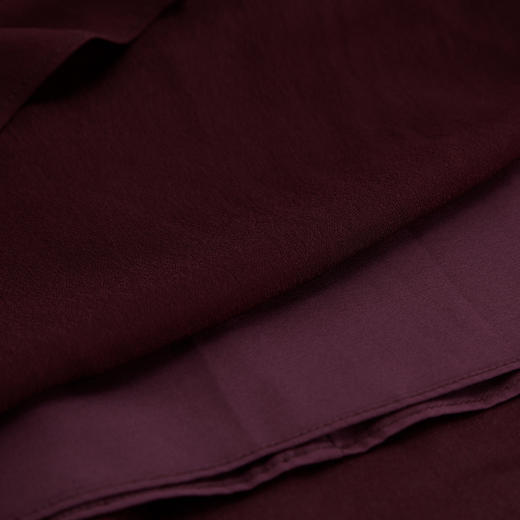 QF866斯尔丽2025夏季新款度假飘逸精致钉珠收腰散摆抛袖连衣裙 商品图7