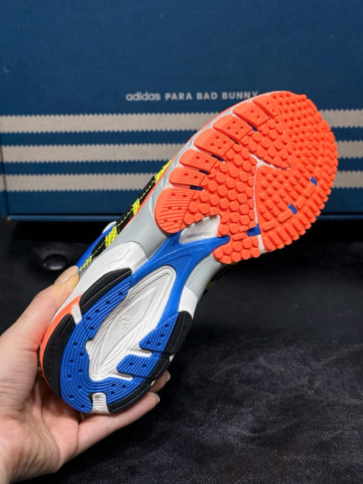 夏季特惠💰320 BAD BUNNY x AD Originals ADIZERO 
SL 72 联名柔软舒适防滑耐磨低帮生活休闲鞋 商品图5