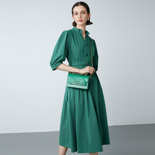 EITIE爱特爱夏季新款气质通勤V领收腰显瘦衬衫连衣裙7807538 商品图6
