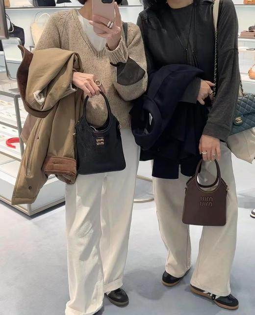 缪缪 25新品漆皮托特包 迷你/小号可选（MM） 商品图10