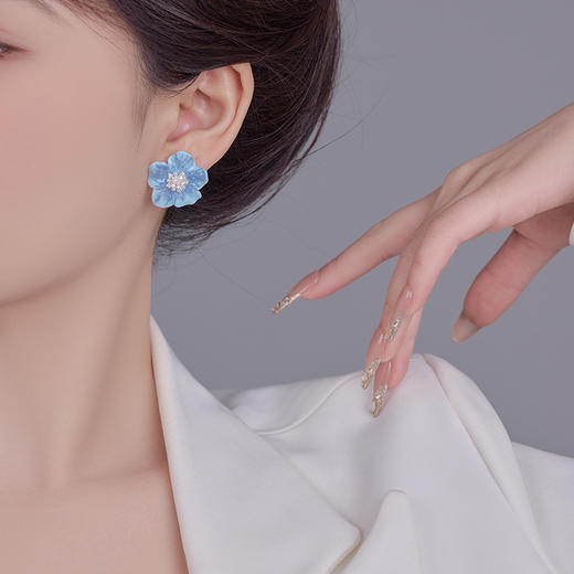 雀说法式浅蓝色花朵耳环女高级设计感百搭时尚银针耳钉气质中古风耳饰AL0927 商品图3