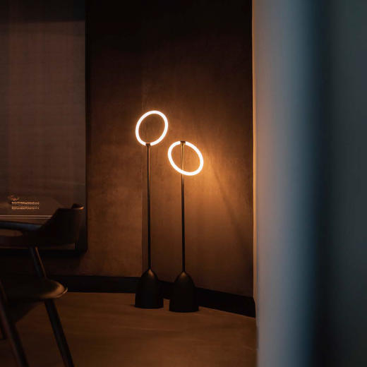 摩根X梁建国大师联名款氢气系列面光落地灯 商品图2