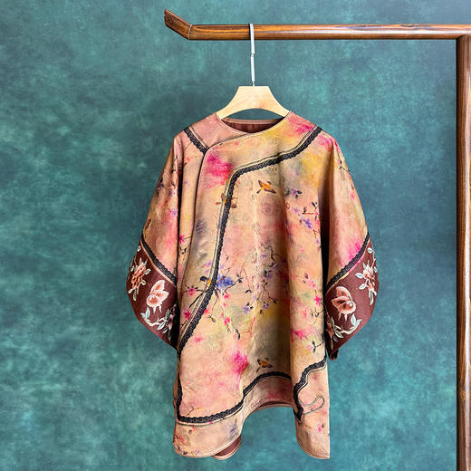 B241595-T二大衫 商品图1