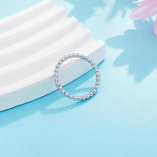 【限时8.8折】【线上铂金馆】PT950 铂金实心光珠戒指滚珠圈戒 叠戴更时尚（面宽约1.7-2.1mm）(PTJZ00005)预售产品下单后不退款不退货不换货不补差价) 商品图2