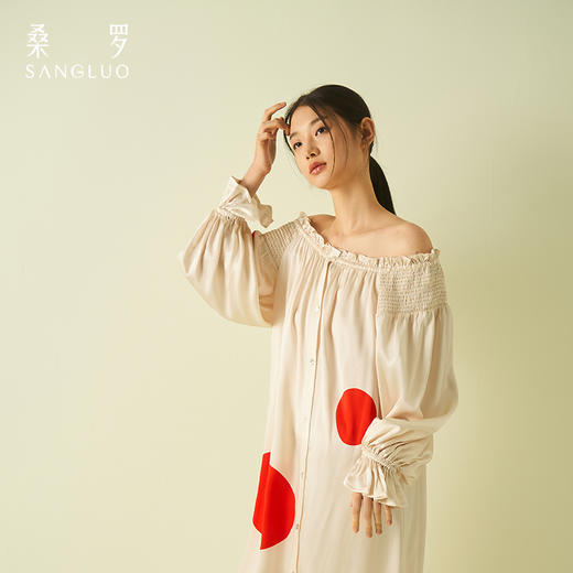 【新品】桑罗重磅桑蚕丝睡裙波点印花一字肩可外穿家居服度假睡衣03422871 商品图3