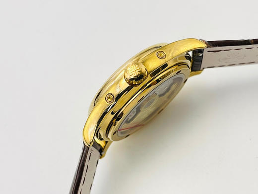 NOOB official➕百达翡丽 复杂功能时计5146/5147多功能腕表，堪称腕表精品当中的精品❕❕❕
腕表直径为39毫米，作为一款男士腕表，它的表盘大小适中‼️ 商品图4