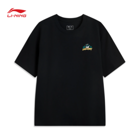 李宁 x 英雄联盟泳池派对联名系列男女同款宽松短袖文化衫AHSV153